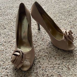 Women’s Nine West heels